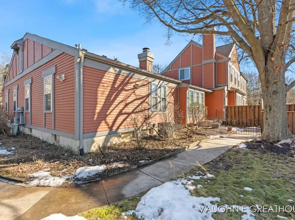 3570 Whispering Brook Dr SE #50, Grand Rapids, MI 49508