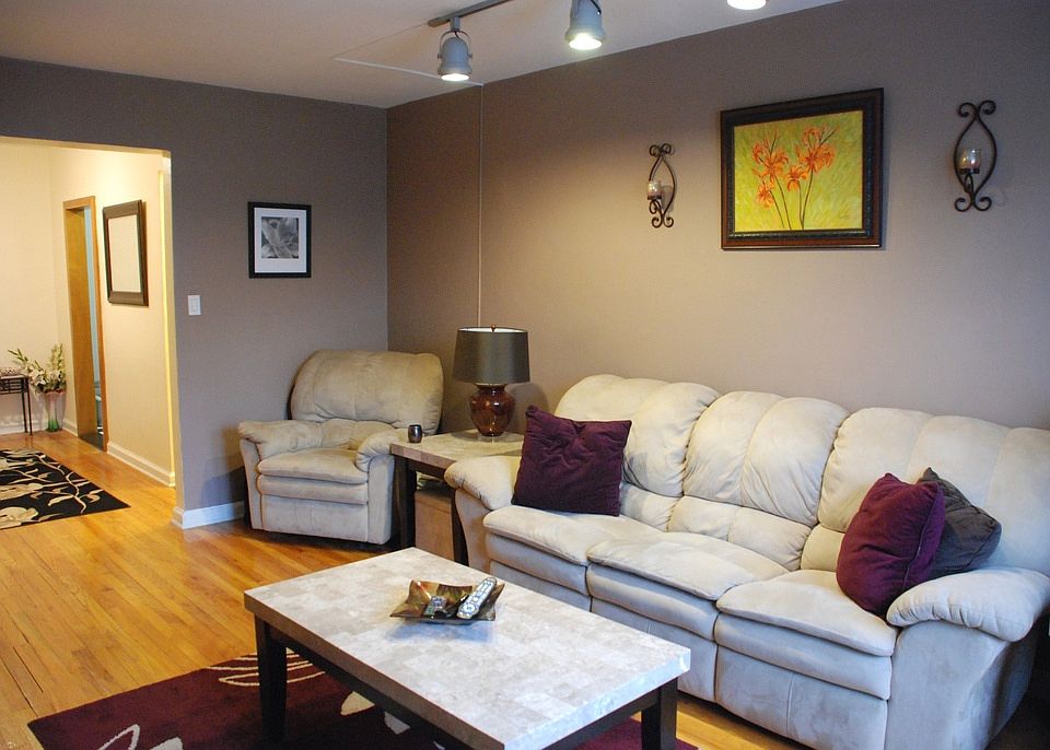 9902 3rd Ave, #2S (LR)