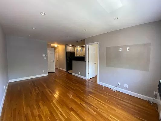 5th image of 6419 65th St #2