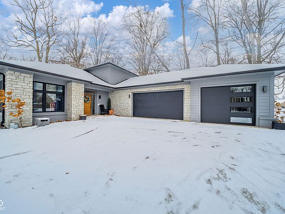 3rd image of 7133 Mayapple Ln