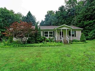 5752 Lake Rd, Galway, NY 12074