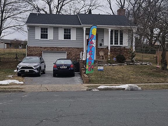 2nd image of 1328 Outer Dr
