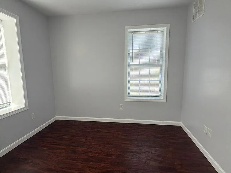 575 Common St #579 — Photo 6