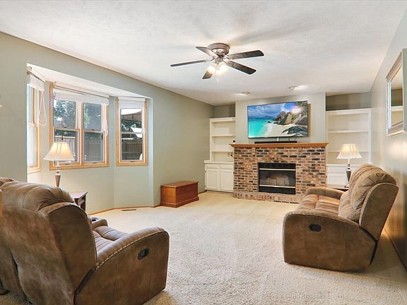 2nd image of 1506 Paddington Dr