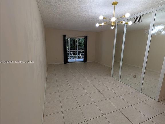 4th image of 4354 NW 9th Ave APT 13-2C