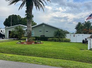 1162 Palm Ct, Okeechobee, FL 34974