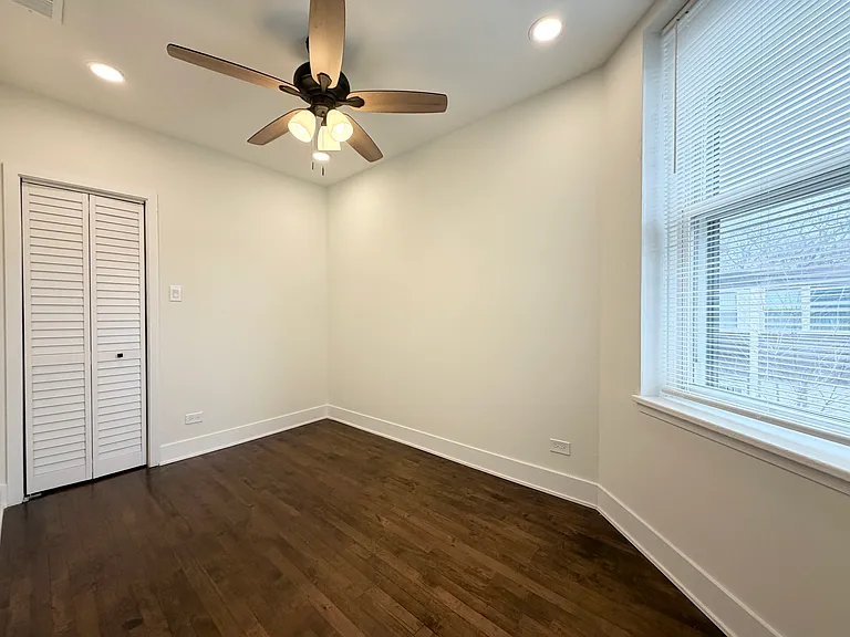 1410 W Polk St #2R — Photo 4