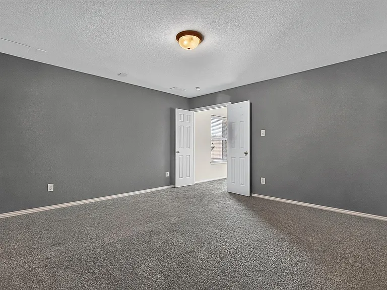 11945 Henderson Dr — Photo 28