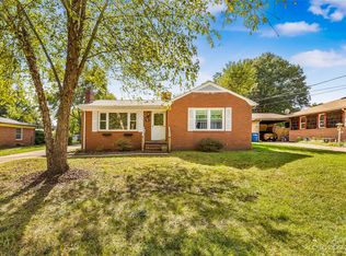 645 Holland Dr, Statesville, NC 28677