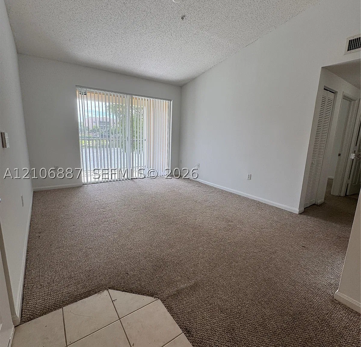 7950 Nob Hill Rd — Photo 2