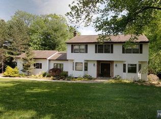 396 Faletti Cir, River Vale, NJ 07675