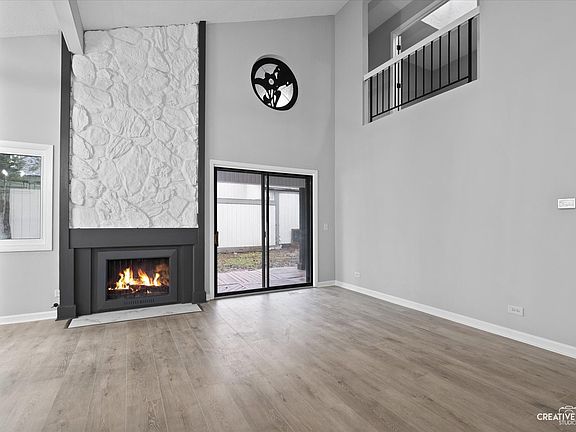 4th image of 2S643 Wildwood Ct