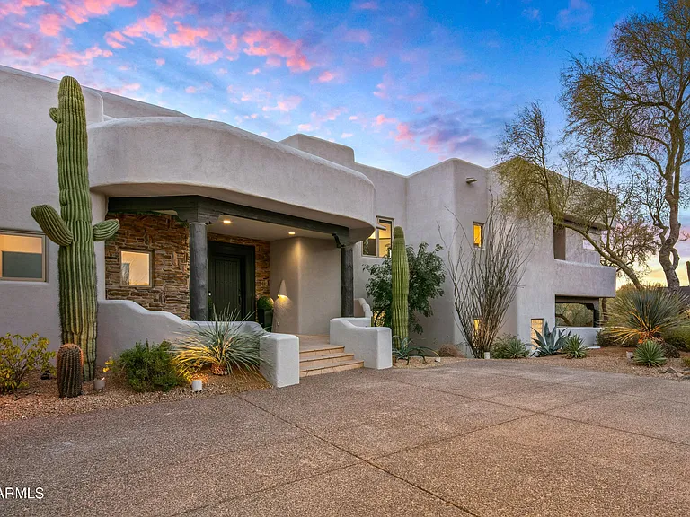 10029 E Calle De Las Brisas — Photo 7
