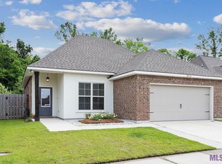 8013 Brown Hickory Ave, Baton Rouge, LA 70820