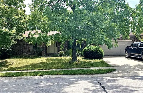 5008 Thornridge Dr Photo 1