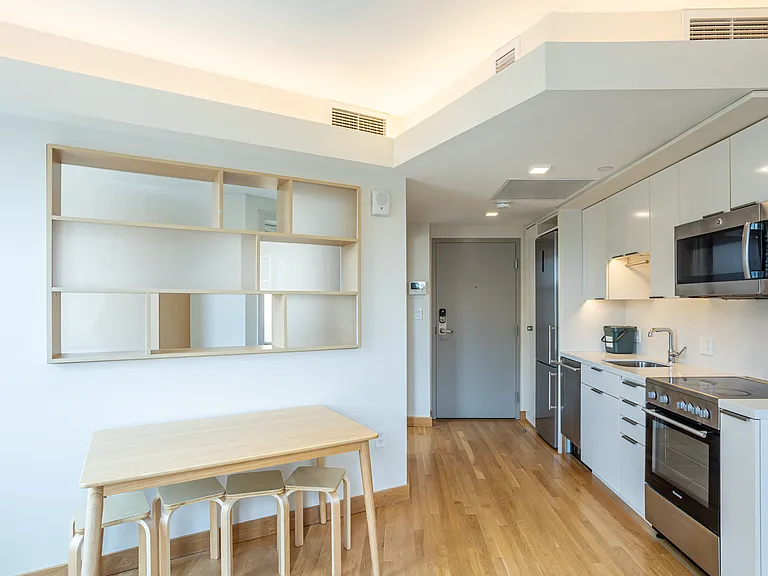 115 Mt Auburn St. — Photo 16