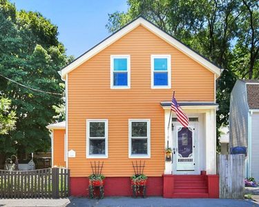 11 Saunders St, Salem, MA, 01970