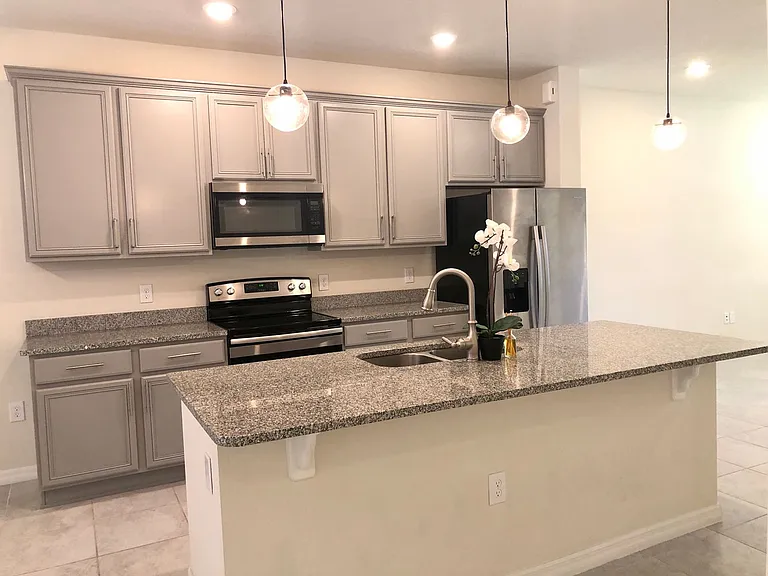 2674 Mead Ave — Photo 20