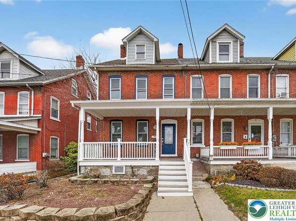 43 Evergreen St, Nazareth, PA 18064