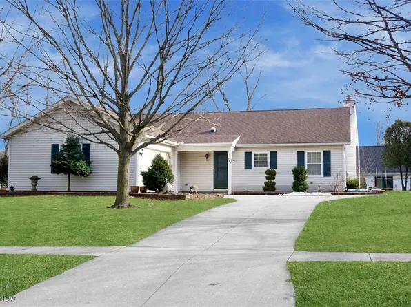 484 W Parkway Dr, Madison, OH 44057