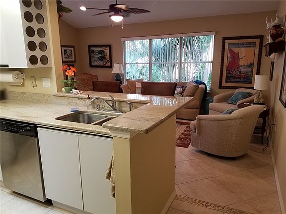 4th image of 1416 Coral Oak Ln