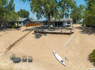 S1140 Platte Shore Dr, Fremont, NE 68025