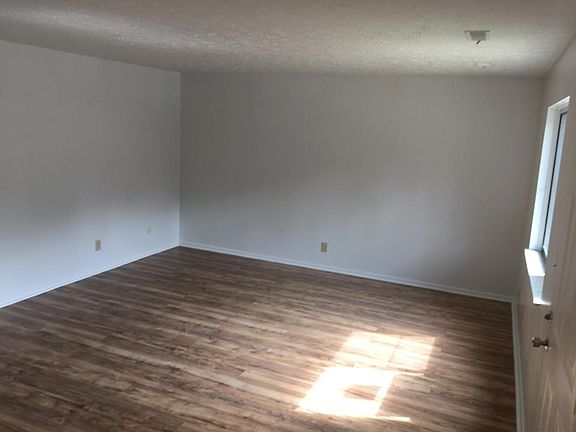 4th image of 1829 Brewster Creek Dr