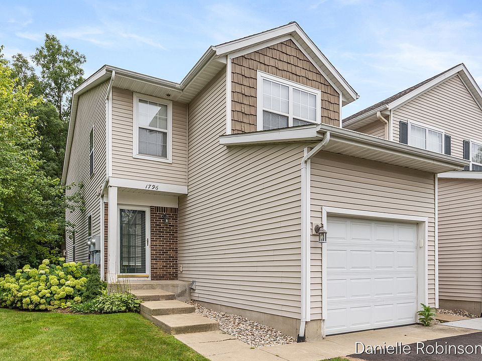 1st image of 1796 Grand Ridge Ct NE