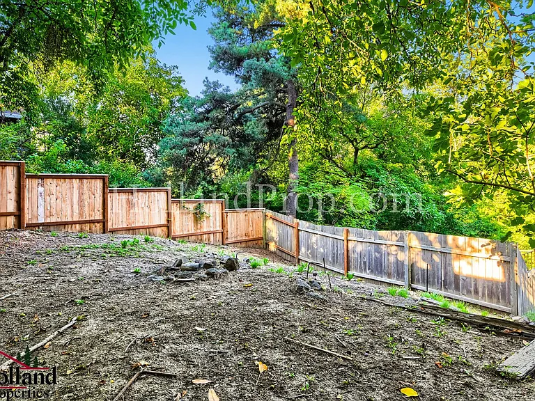 9601 SW 42nd Ave — Photo 16