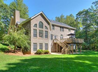 15601 Deerhaven Ct, Davidson, NC 28036
