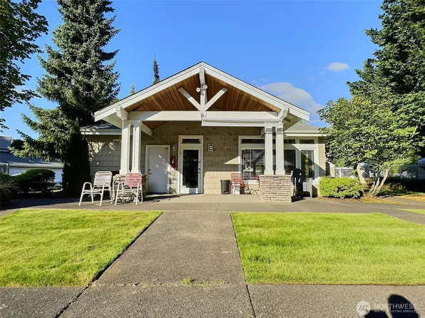 11130 SE 208th Street #B204, Kent, WA 98031