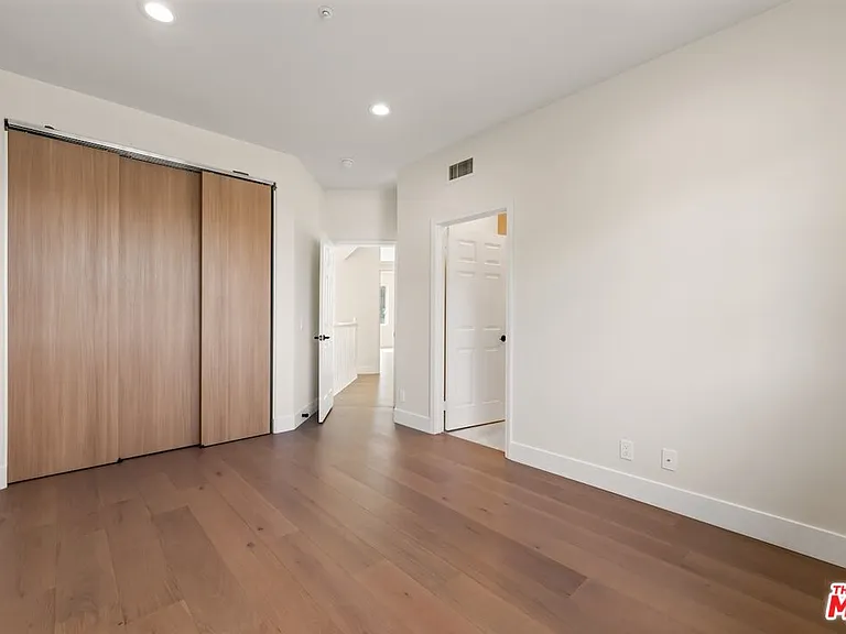 18500 Saint Moritz Dr — Photo 26