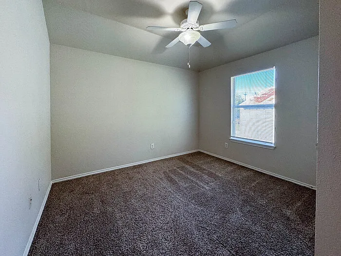 1328 Norman St — Photo 5