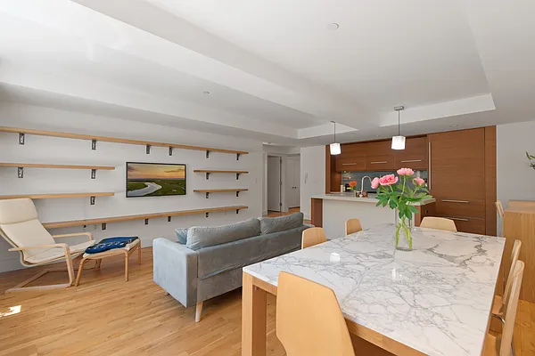 Sold by Hauseit LLC | media 6