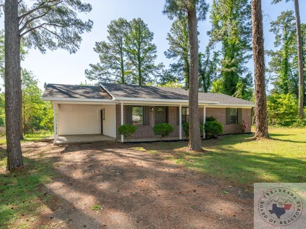 262 County Road 4789, Atlanta, TX 75551