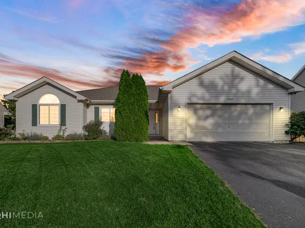 1433 Lily Cache Ln, Bolingbrook, IL 60490