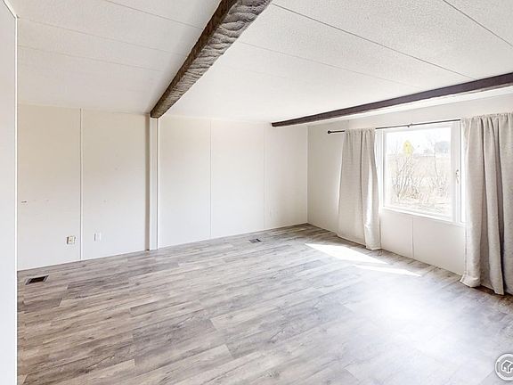 5th image of 24185 1st St