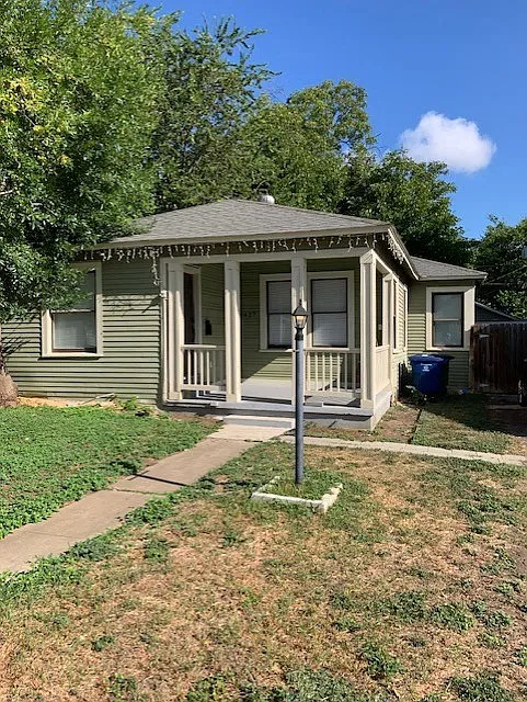 2 bed, 1124 sqft, $1,500 — Photo 1