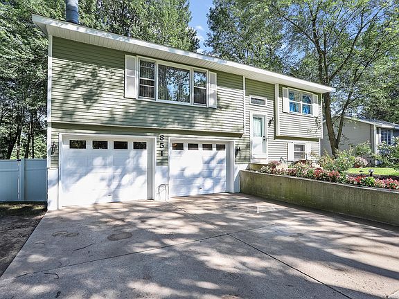 4th image of 851 Woodside Dr