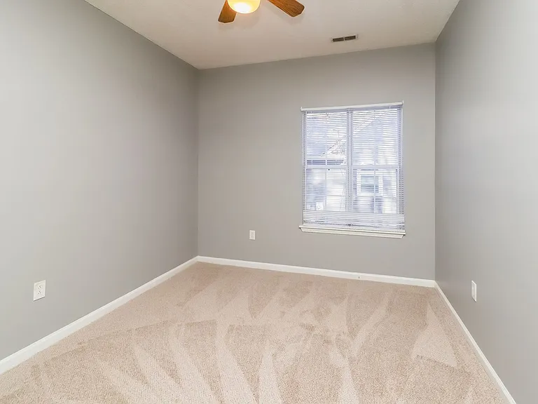3606 Briarthorne Dr — Photo 11