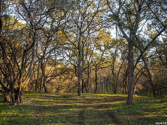 4th image of 000 Hueco Springs Loop Road
