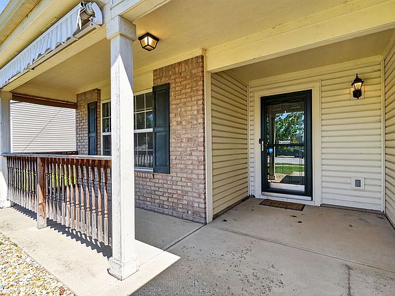 4th image of 654 Findlay Ln