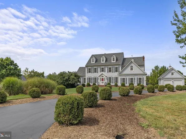 24033 Laceys Tavern Ct, Aldie, VA 20105