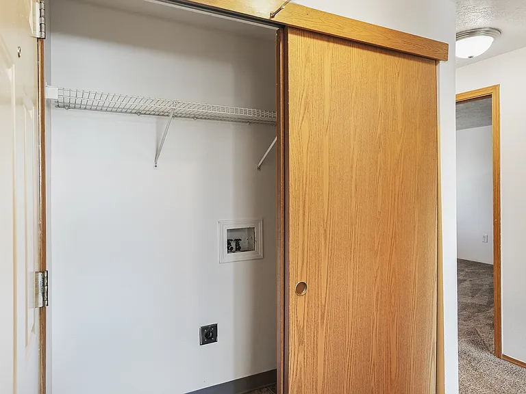 Waverly Square Apartments — Photo 21