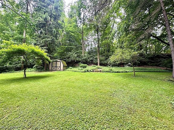 3rd image of 6466 Evergreen Dr