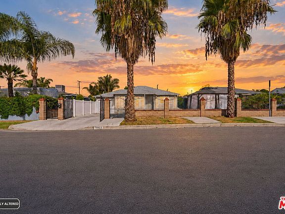 2nd image of 13473 Kagel Canyon St