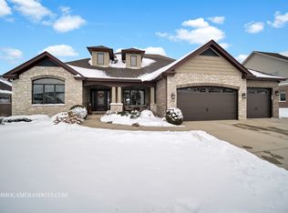 13908 W Stonebridge Woods Xing, Homer Glen, IL 60491