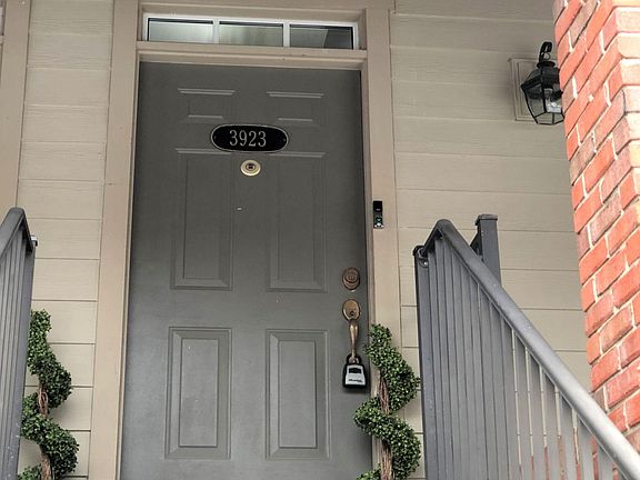 3rd image of 3923 Forester Blvd #133