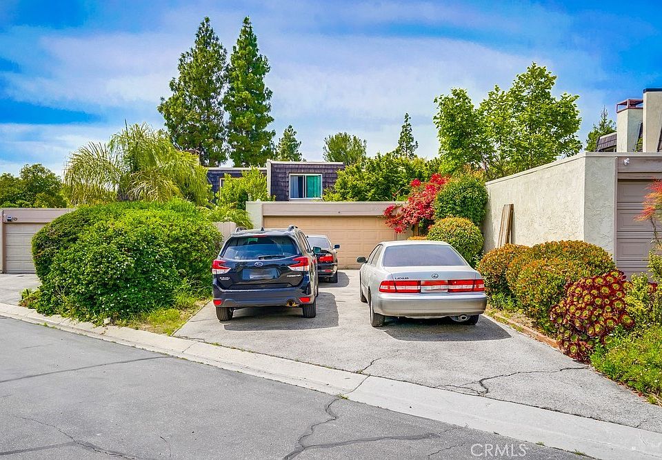 1st image of 1521 Eucalyptus Cir