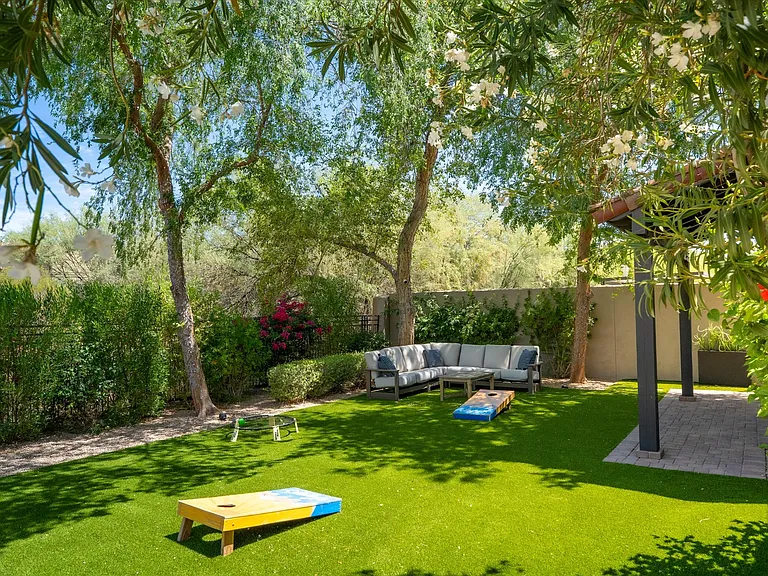 8280 E Tailfeather Dr — Photo 14